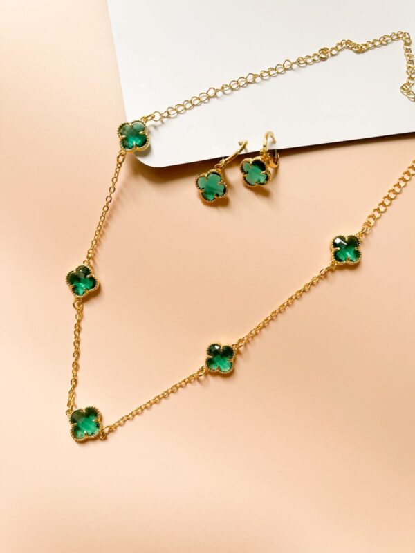 Conjunto Trevo Cristal (Brincos e Colar) - Verde Cristal