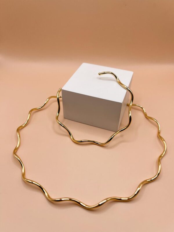 Kit de Choker e Bracelete Rígido Ajustável - Ondulado - Banho Dourado ou Prata