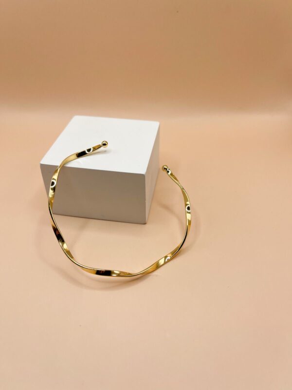 Bracelete Rígido Orgânico Fino - Banho Dourado